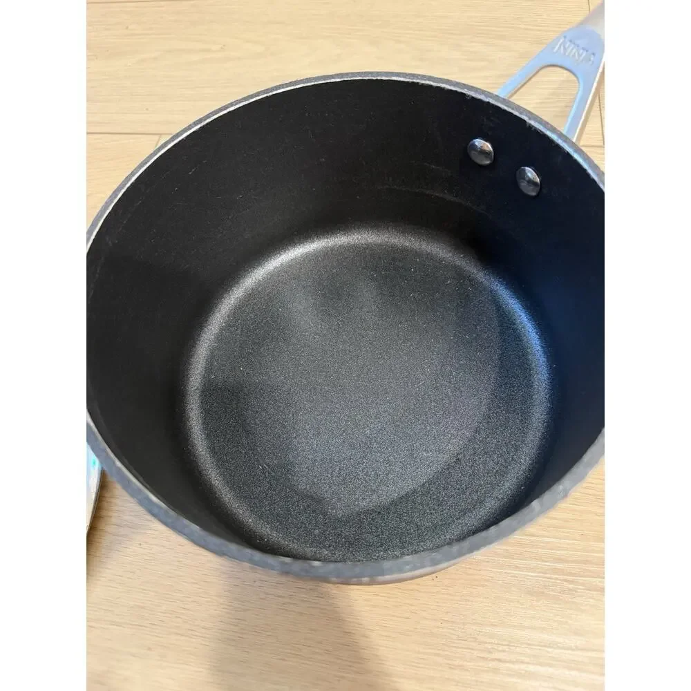 Ninja NeverStick Premium Hard-Anodized 3.5 Quart Saucepan with Glass Lid - Black